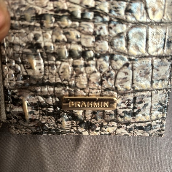 Brahmin card holder - Picture 3 of 13